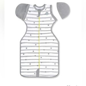 ✨2/$30✨ BBLuv Arms Up Transition Swaddle